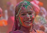 496 - DANCING QUEEN HOLI DAY JAIPUR - RICH LEO - united kingdom <div